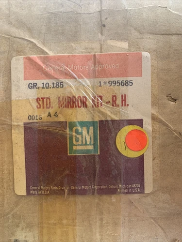 NOS GM 995685 RH Accessory Mirror Kit 