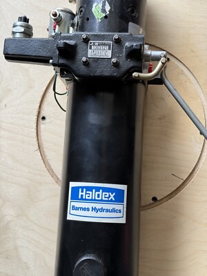 John S Barnes  12V hydraulic power unit with manual valve control 220-0727 12VDC