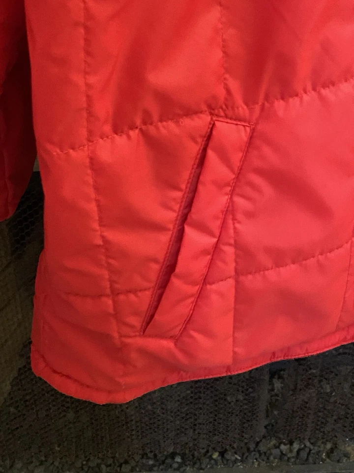 Chaqueta reversible Marsh Landing roja de invierno polar/puffer para mujer talla grande Foto 3 de 4
