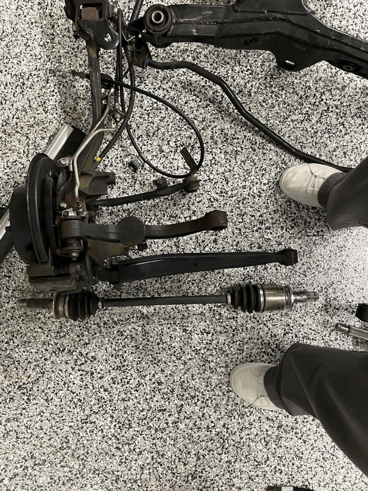 Componentes de suspensión Subaru Legacy 2005 a 2009 Foto 3 de 4