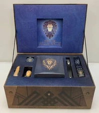 ThinkGeek World of Warcraft Alliance Strongbox Gift Set Complete Rare Loot
