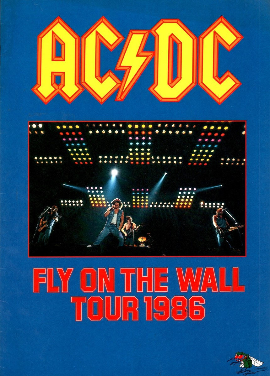 AC/DC 1986 FLY ON THE WALL TOUR PROGRAM BOOK / BRIAN JOHNSON