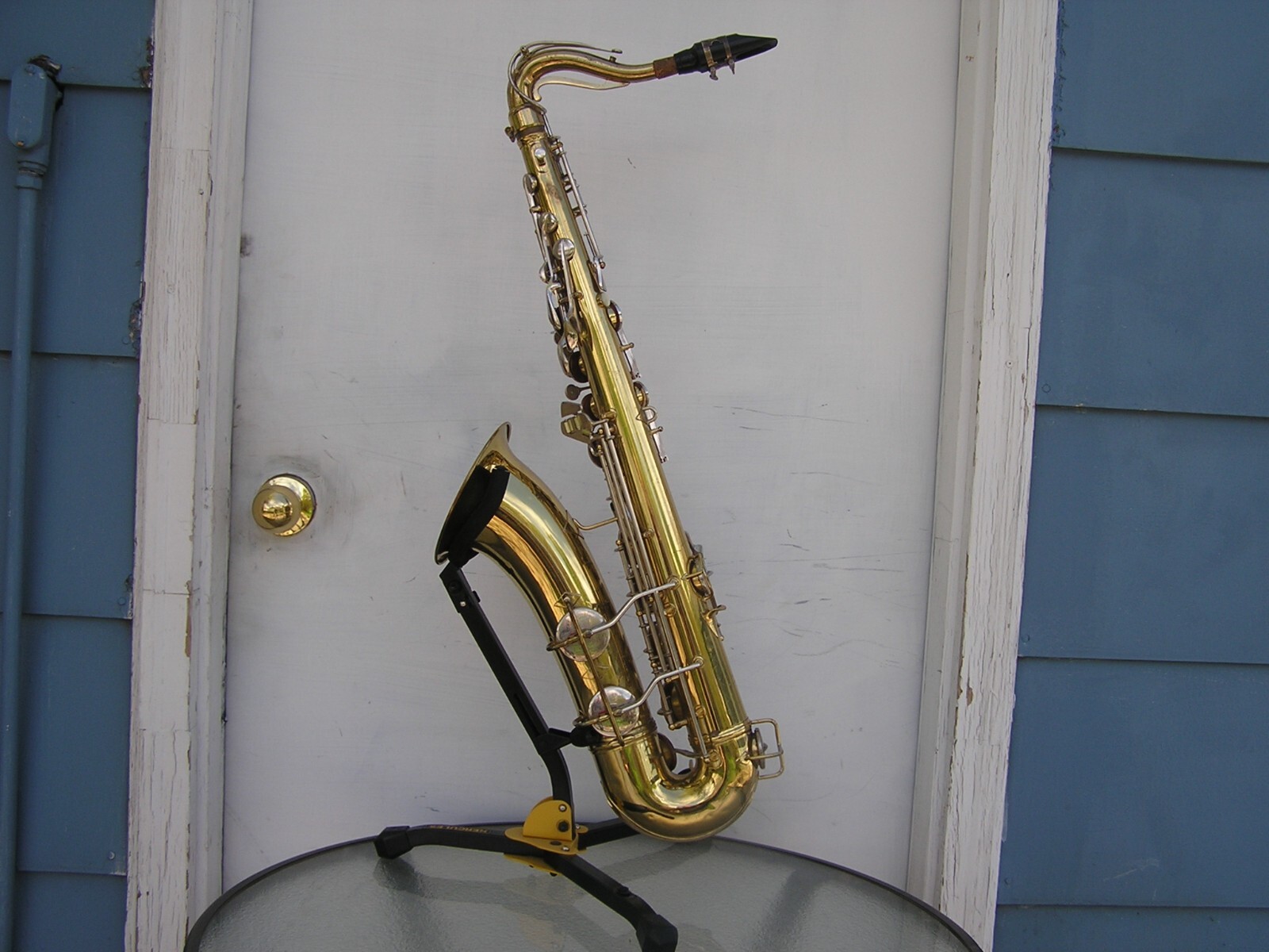 Conn 10M tenor saxophone SN 902812 *octave key and other repairs needed