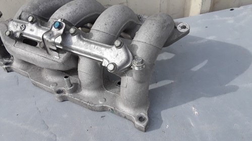 2009-2014 Honda Fit 1.5L Intake Manifold Chamber OEM - Picture 4 of 20