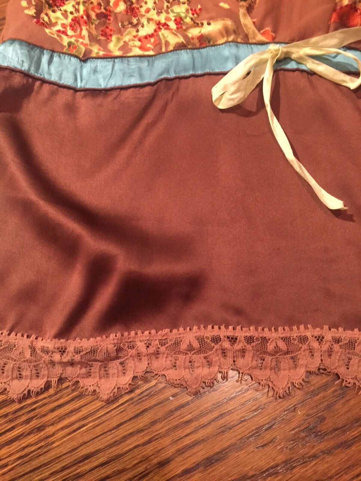 Picture 2 of 12