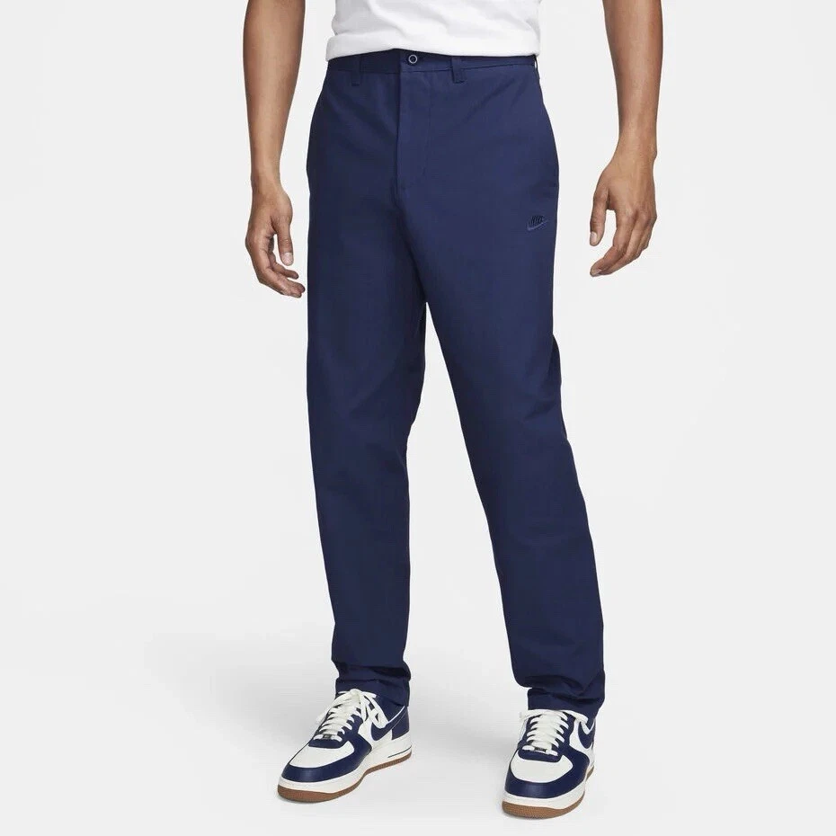 Nike Club Chino Pants Men's Size 30 x 32 Midnight Navy Blue FZ5770-410 NWT