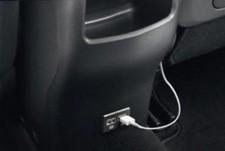 Genuine Dual USB Car Charging Point for Rear of Qashqai / X-Trail New KE930HV500