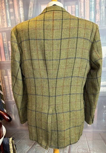 A Lovely Tweed Jacket by Hassons Dungiven 42R /107cm Chest (BB42H) - Picture 2 of 8