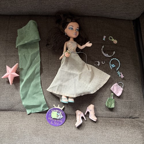 Pack De Mode Bratz : Séance De Minuit (Midnight Movie) - Dana - Neuf MGA