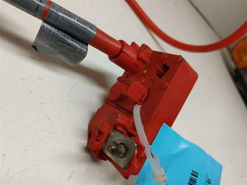 Cabo de bateria positivo BMW M5 6 5 Series 2008 fabricante de equipamento original 6989775 - Imagem 2 de 4