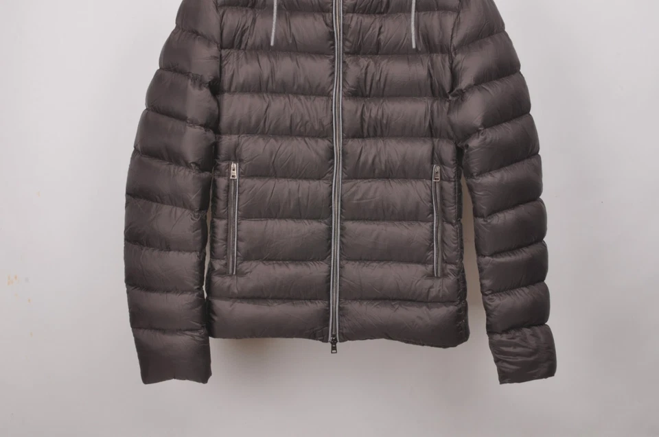 Chaqueta ultraligera con capucha Herno Foto 3 de 4