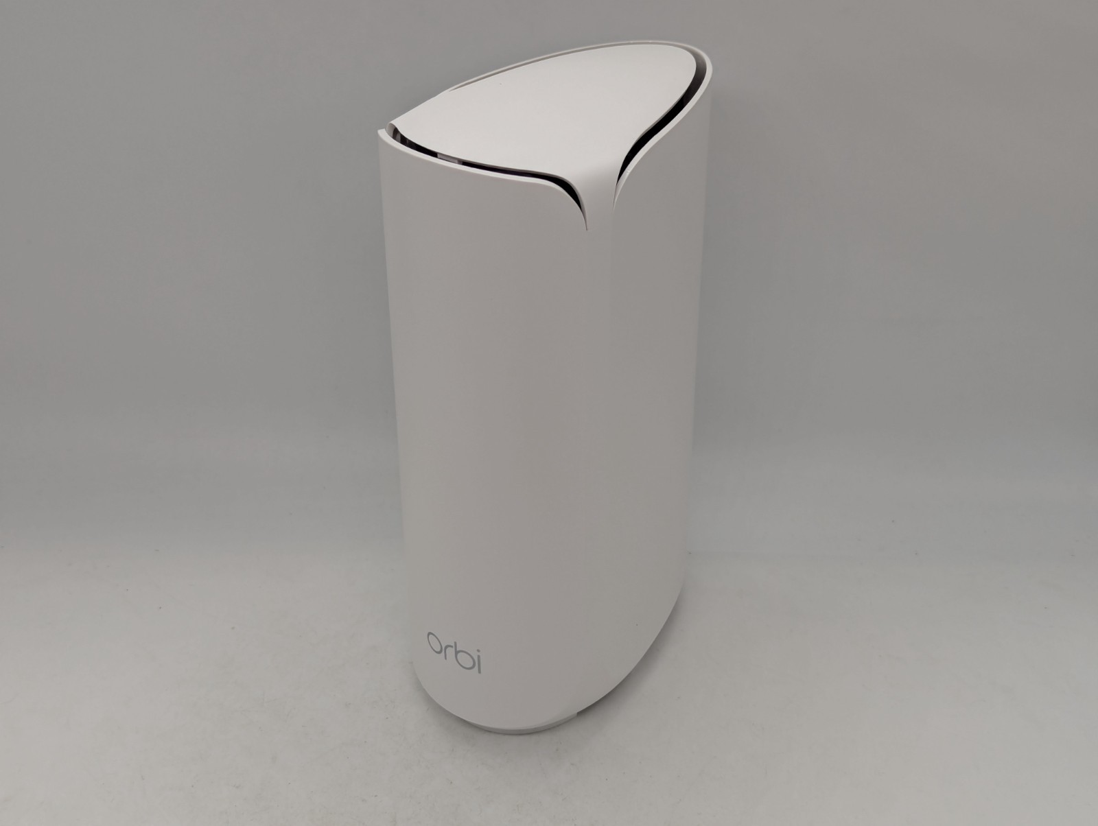 NETGEAR Orbi RBE370 370 Series dual-band WiFi 7 mesh add-on satellite (no cable)