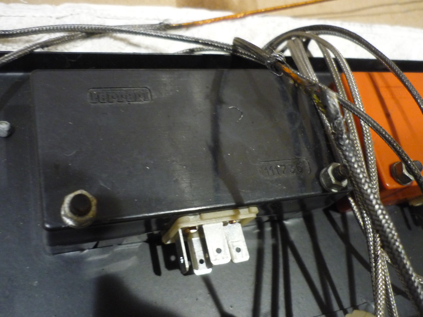 Ferrari 308 GTS USA - Electrical System ,Timer, Switch, Shield Plate - 111745