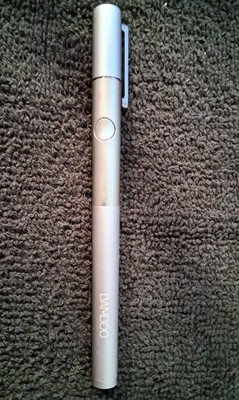 Wacom Bamboo Stylus Fineline CS-600 iPad Stylus Gray