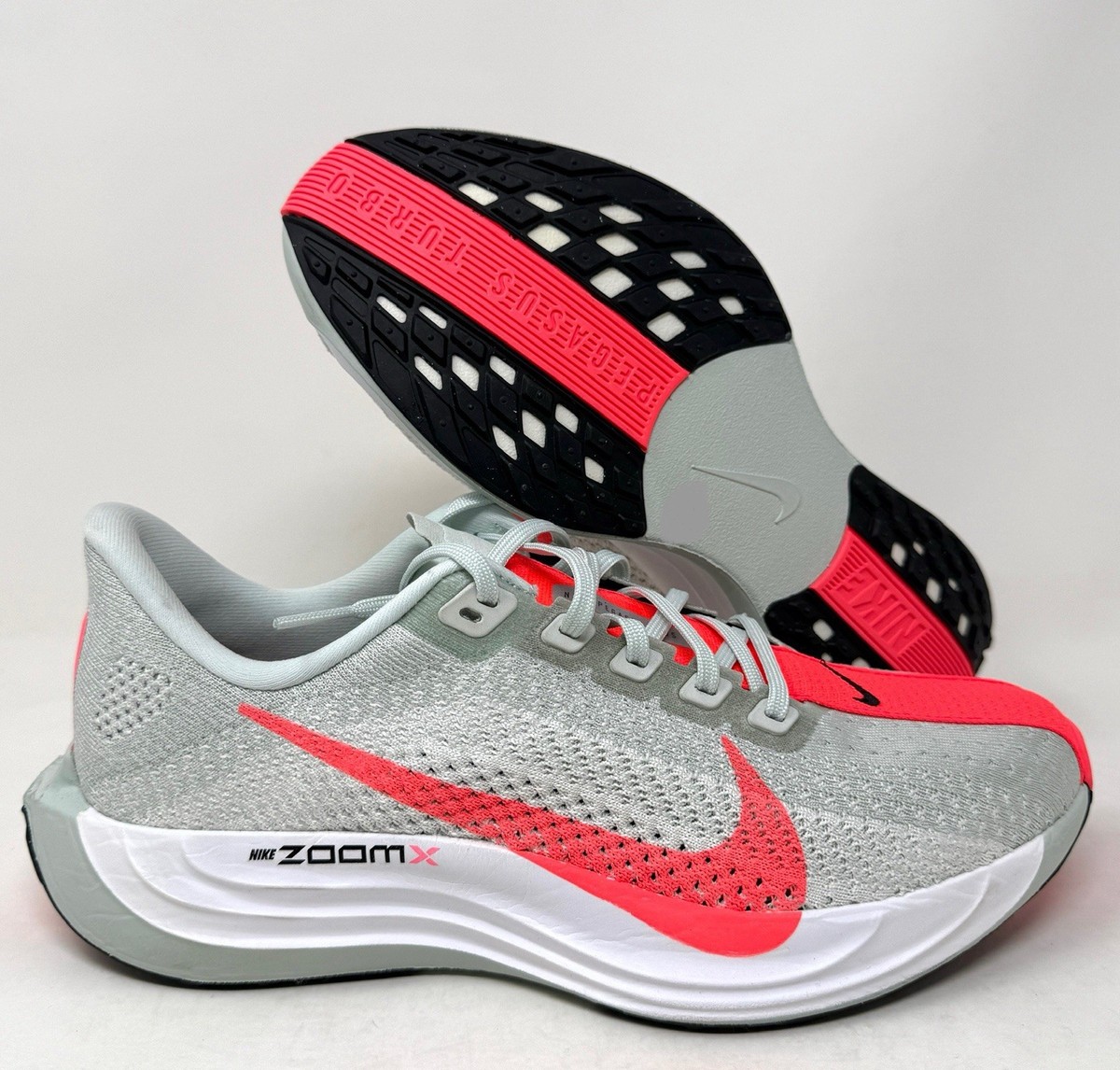 Nike Pegasus Plus Barely Grey Hot Punch Men Road Running  display picture 2