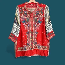 John Mark Sz M Embroidered Hummingbird Floral Patchwork Sleeve Top Tunic FLAW