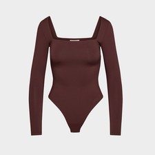 Aritzia Babaton Contour Square Neck Long Sleeve Bodysuit Sz S Purple Cardamom