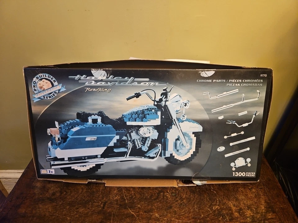 2001 Mega Bloks ProBuilder  Harley Davidson Road King 9770 - Image 3 of 4