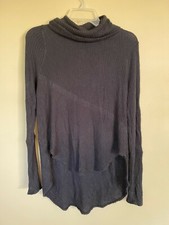 We The Free Women  s Sweater Black LS Pullover Cowl Neck Waffle Knit 40x 25 EUC