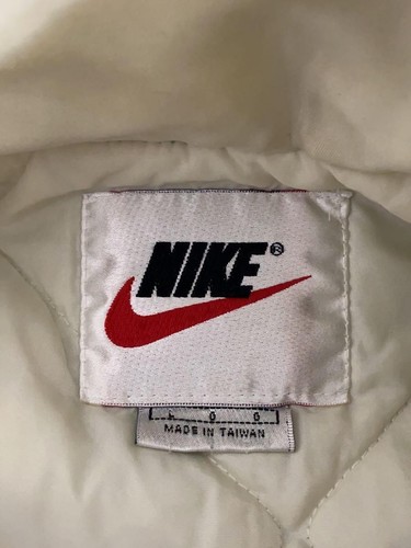 NIKE altri anni 90 argento targhetta imbottita blouson L nylon nero retro ricamo usato - Foto 3 di 4