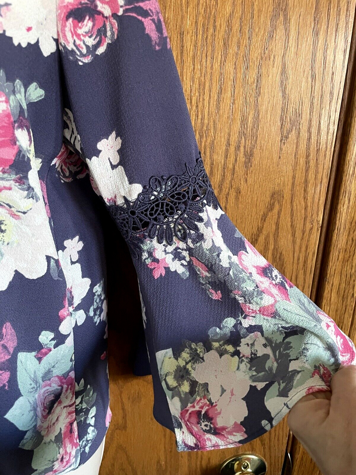 I.N. San Francisco Multicolor Floral Top V-Neck 3/4 Sleeves Lace Women's Size S