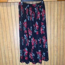 Sag Harbor Floral Pleated Skirt Elastic Waist Midi Casual Black Red Small