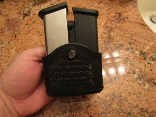 BOLSA FUNDA DOBLE CARGADOR SAFARILAND - MODELO S&W 59 con bucle de cinturón de 1,5 PULGADAS - Imagen 4 de 5