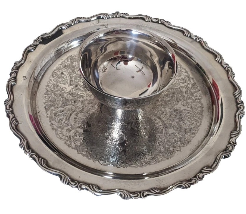 Vintage Oneida USA Silver Plated One Piece  Snack, Crudite & Dip Serving Plate - Image 4 of 4