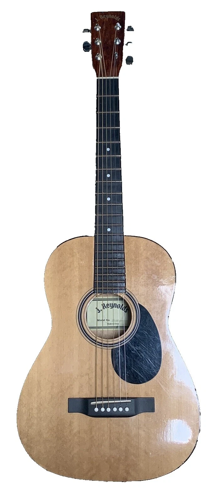 Guitarras y bajos Reynolds