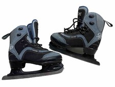 CCM SP 100  JUNIOR 2 D EU 33  Recreational Figure Ice Skates - Blue/Black Used