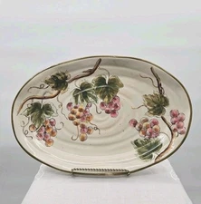 Chardonnay Oval Serving Plater Grapes And Leaves Pattern