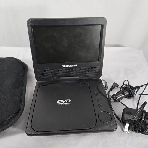 Sylvania SDVD7040B 7” LCD Portable DVD Player CD Player-swivel Screen w/case - Picture 2 of 7
