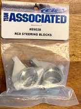 Team Associated 89028 Steering Blocks RC8 2 
