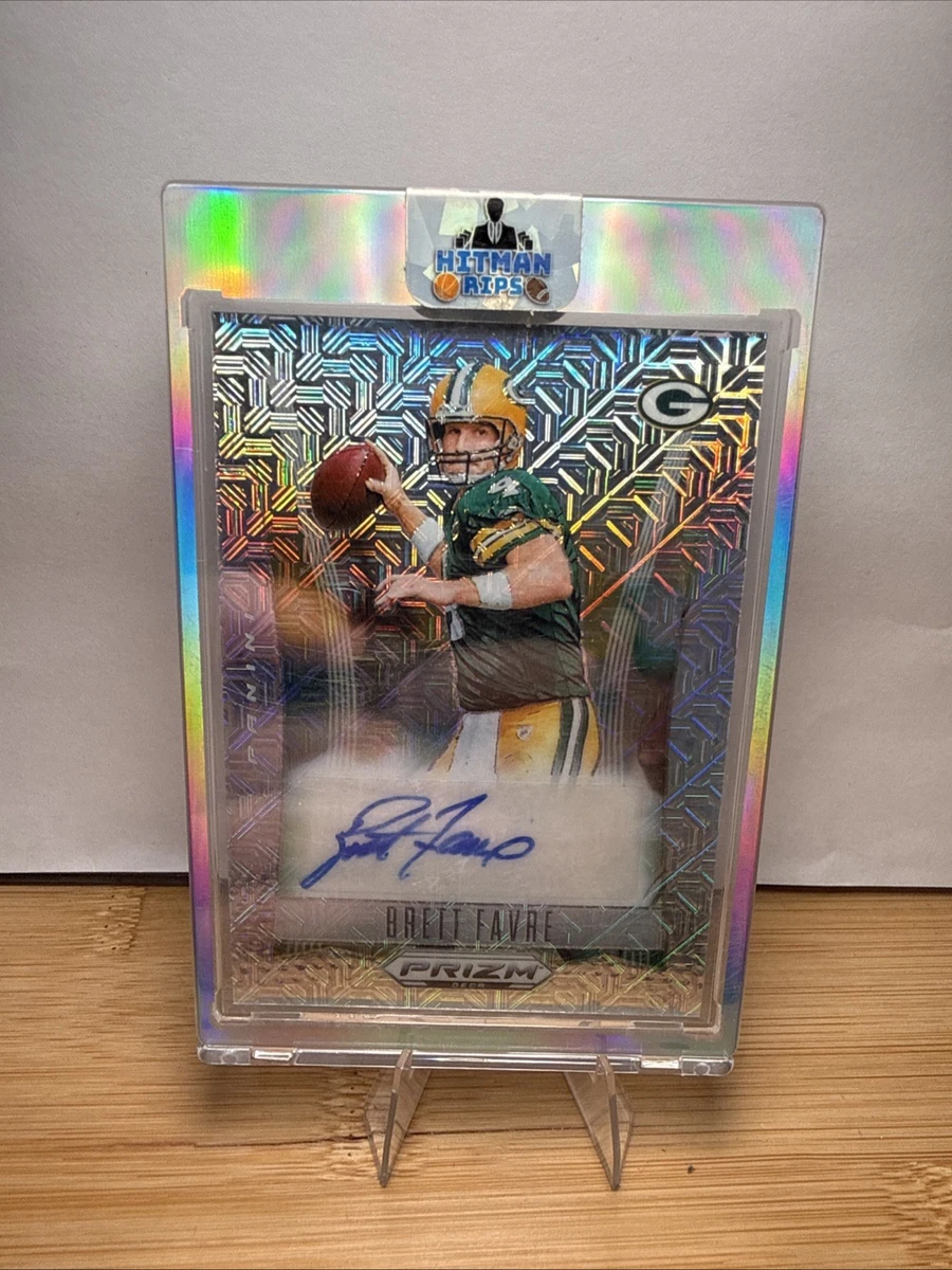 Panini Brett Favre Football Autographed Sports Trading Cards