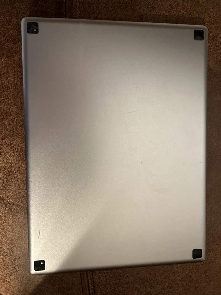 Tablet Google Pixel C C1502W 64 GB Wi-Fi 10,2 pulgadas plateada con teclado Foto 2 de 4