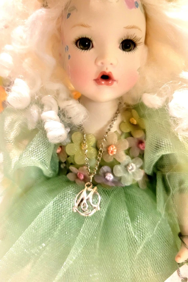 Marie Osmond's Porcelana Tabitha Fairy 9" Muñeca ¡Mágica!  Foto 3 de 4
