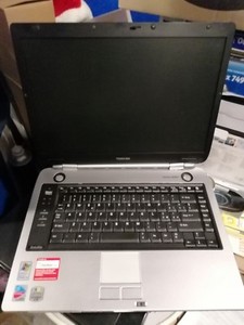 TOSHIBA Notebook Satellite SM30-742, PSM30E-7100V-IT Für Ersatzteile