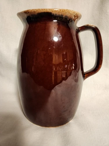 Vintage Hull OvenProof USA Brown Drip Pottery Pitcher (A3)