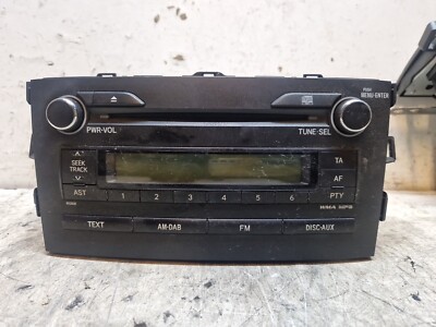 TOYOTA AURIS 2009-11 CD STEREO HEAD UNIT PLAYER 86120-02A70 #205