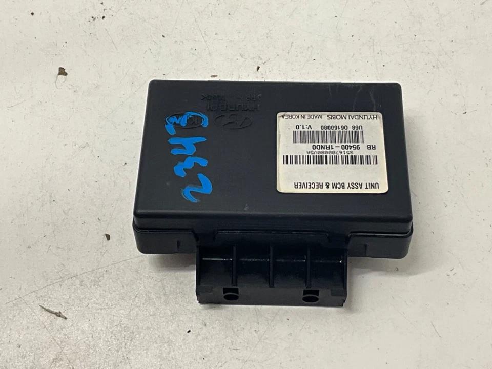 Módulo de control de carrocería Hyundai Accent 2016 954001RND0 OEM Foto 4 de 4