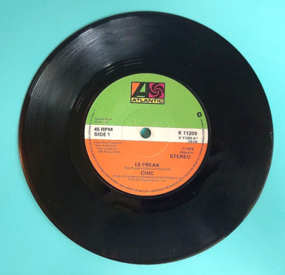 CHIC - K 11209 - LE FREAK / SAVIOR FAIRE 1978 (503)