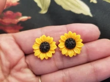 Sunflower Cute Spring Summer Post Earrings C