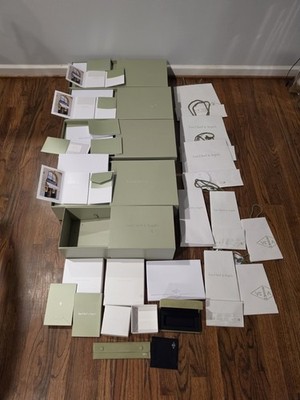 Lot  Van Cleef & Arpels Empty Gift Box Ribbon Cloth, Bags, & Bracelet Box 
