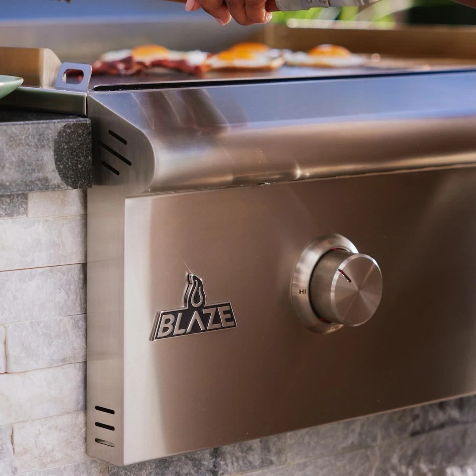 Blaze LTE+ 30-Inch Built-in Natural Gas Griddle Lift-Assist Hood - Image 4 of 4