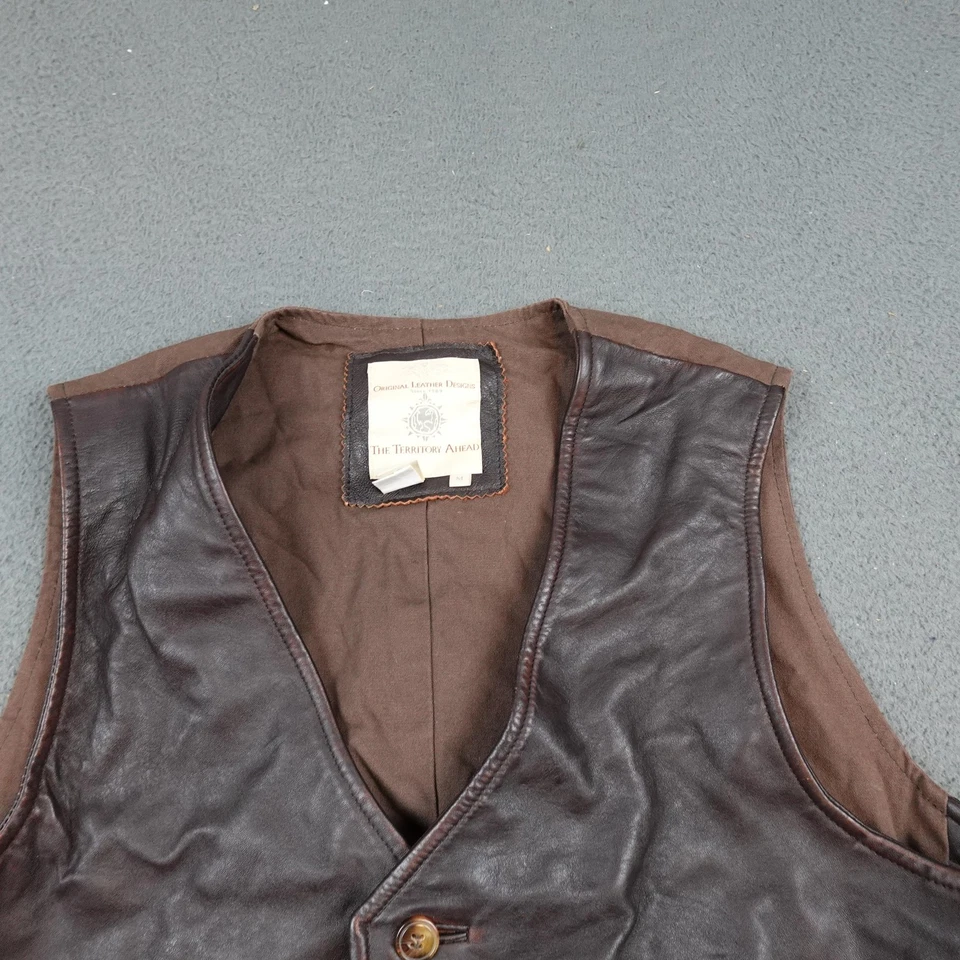 The Territory Ahead Vest Mens Medium Brown Leather Western Button Front Lined - Image 4 of 4