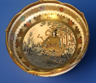STUNNING VINTAGE JAPANESE SATSUMA PORCELAIN BOWL