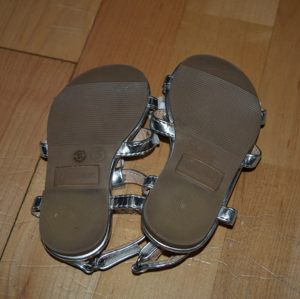 Sandalias blancas y plateadas talla 5 para bebé niña NOOKIE DOKIE Foto 4 de 4