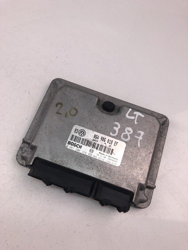 VW GOLF IV 1J1 Motorsteuergerät ECU 06A906018EF 2001 25257644