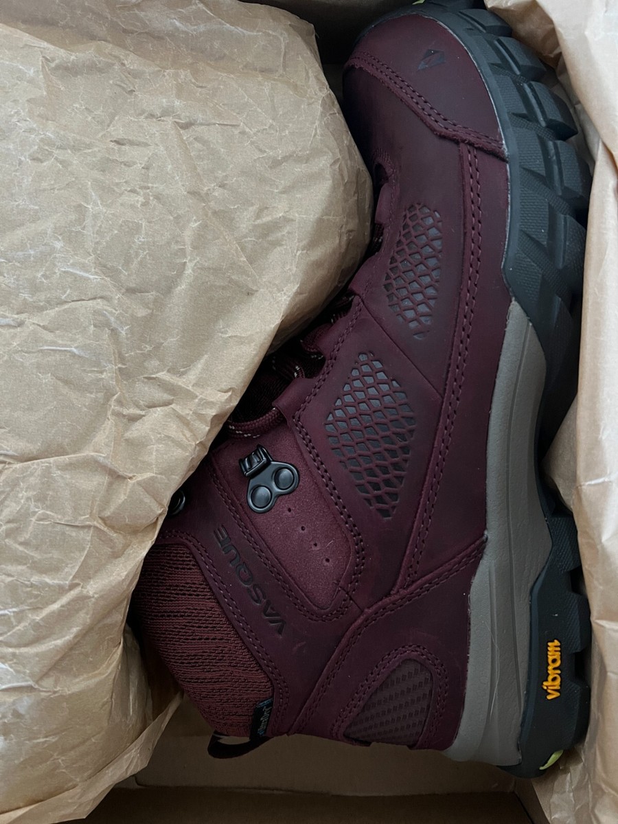 Vasque Women's Talus AT Ultradry Hiking Boots (Rum Raisin/Green