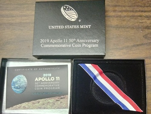 Moneda del 50 aniversario Apolo 11 de medio dólar revestido de Estados Unidos 2019 como nueva caja con certificado de autenticidad sin monedas - Imagen 3 de 6